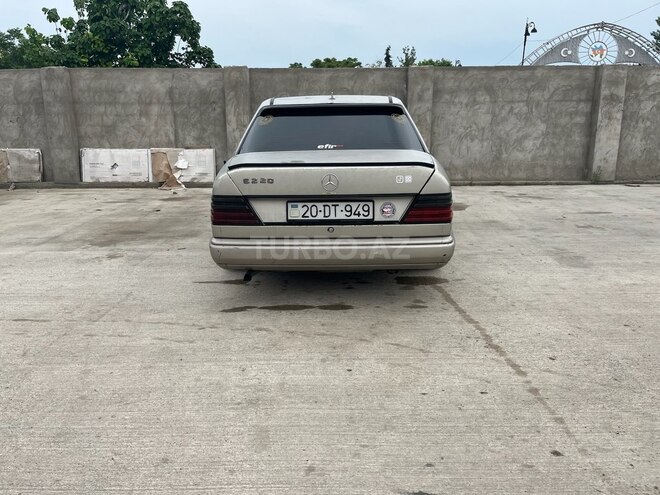 Mercedes E 200 d 1986, 344,344 km - 2.0 l - Zərdab
