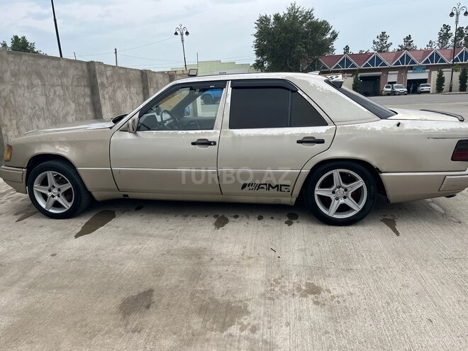 Mercedes E 200 d 1986, 344,344 km - 2.0 l - Zərdab
