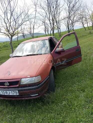 Opel Vectra 1993, 353,535 km - 1.8 l - Qazax