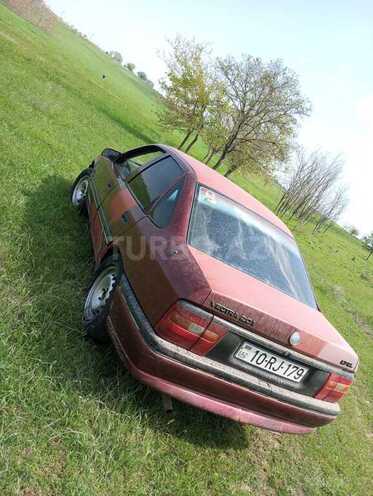 Opel Vectra 1993, 353,535 km - 1.8 l - Qazax