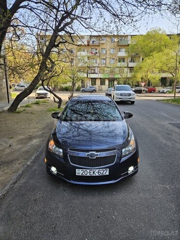 Chevrolet Cruze-1