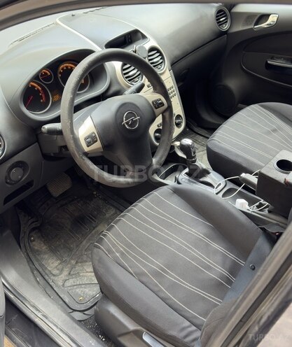 Opel Corsa 2007, 179,000 km - 1.4 l - Bakı