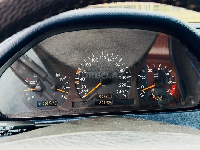 Mercedes C 200 1999, 205,500 km - 2.0 л - Bakı