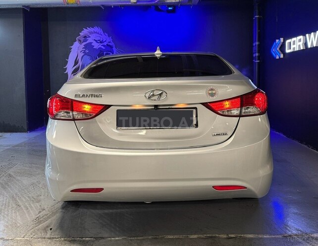 Hyundai Elantra 2013, 226,918 km - 1.8 l - Bakı