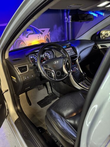 Hyundai Elantra 2013, 226,918 km - 1.8 l - Bakı