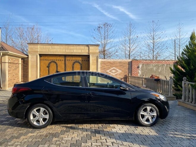 Hyundai Elantra 2015, 141,760 km - 1.8 l - Cəlilabad
