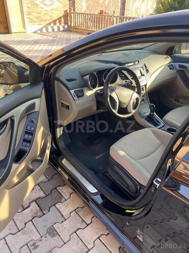Hyundai Elantra 2015, 141,760 km - 1.8 l - Cəlilabad