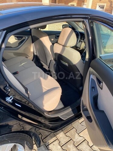 Hyundai Elantra 2015, 141,760 km - 1.8 l - Cəlilabad