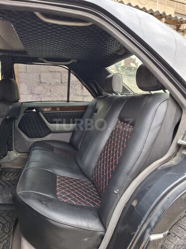 Mercedes E 250 1991, 365,000 km - 2.5 л - Bakı
