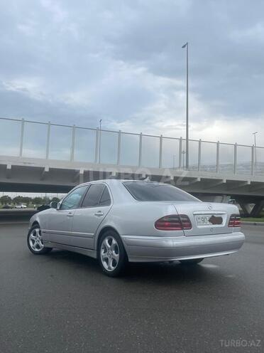 Mercedes E 220 d 2001, 385,902 km - 2.2 л - Bakı