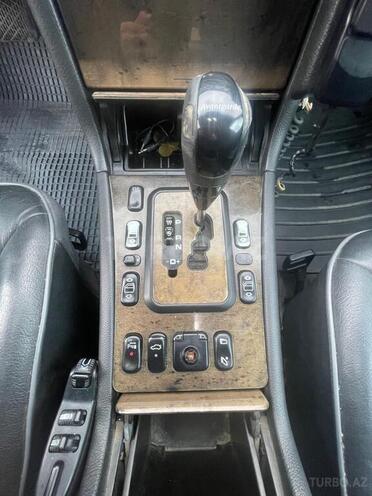 Mercedes E 220 d 2001, 385,902 km - 2.2 л - Bakı