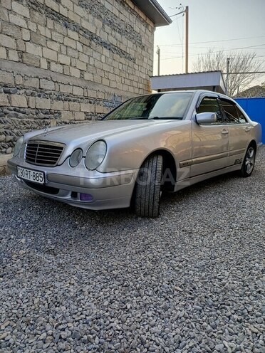 Mercedes E 240 1999, 381,693 km - 2.4 l - Cəlilabad