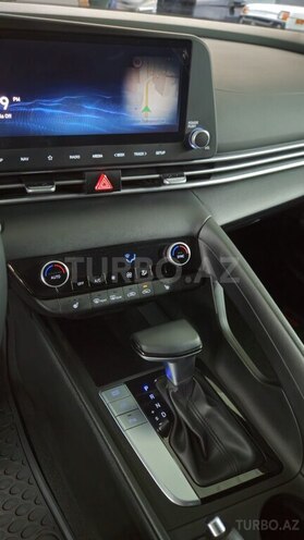 Hyundai Elantra 2024, 18,500 km - 1.6 л - Bakı