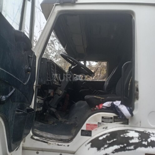 KamAz 6520 2012, 128,889 km - 11.0 l - Zaqatala