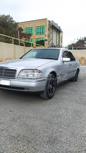 Mercedes C 200 1996, 372,214 km - 2.0 л - Bakı