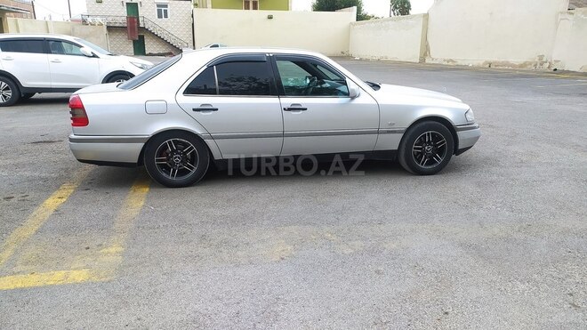Mercedes C 200 1996, 372,214 km - 2.0 л - Bakı