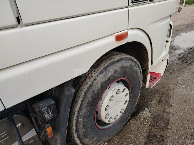 DAF 105 XF 2010, 1,380,891 km - 13.0 l - Siyəzən