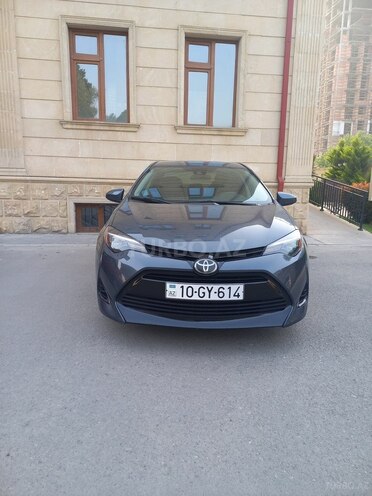 Toyota Corolla 2017, 136,794 km - 1.8 l - Bakı