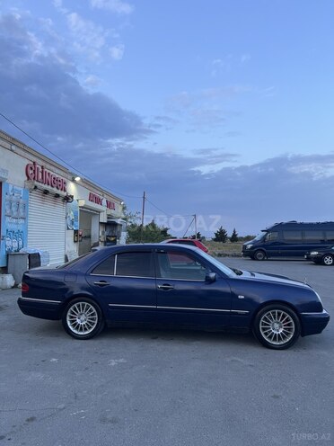 Mercedes E 230 1996, 568,500 km - 2.3 l - Bakı