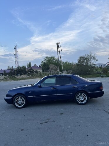 Mercedes E 230 1996, 568,500 km - 2.3 l - Bakı