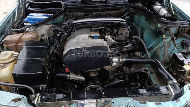 Mercedes E 220 1995, 326,287 km - 2.2 l - Sumqayıt