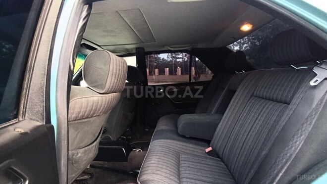 Mercedes E 220 1995, 326,287 km - 2.2 l - Sumqayıt