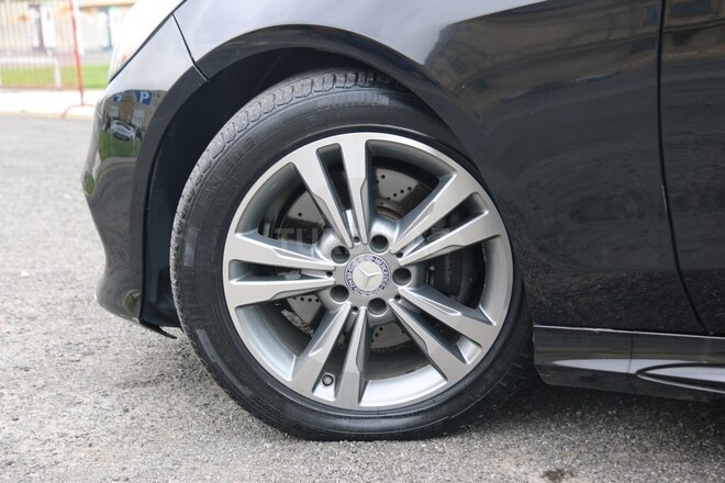 Mercedes E 250 2013, 175,164 km - 2.2 л - Bakı