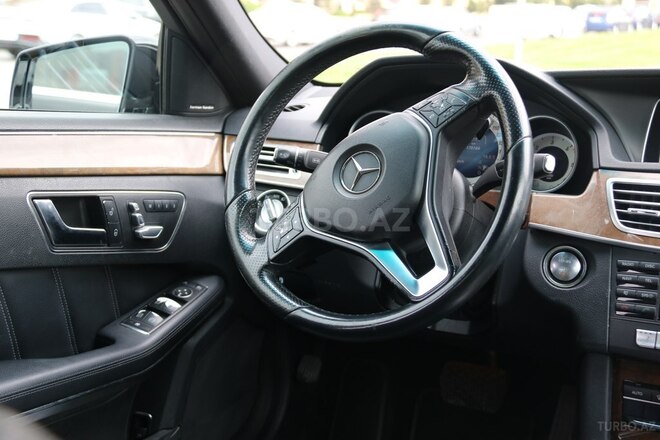 Mercedes E 250 2013, 175,164 km - 2.2 л - Bakı