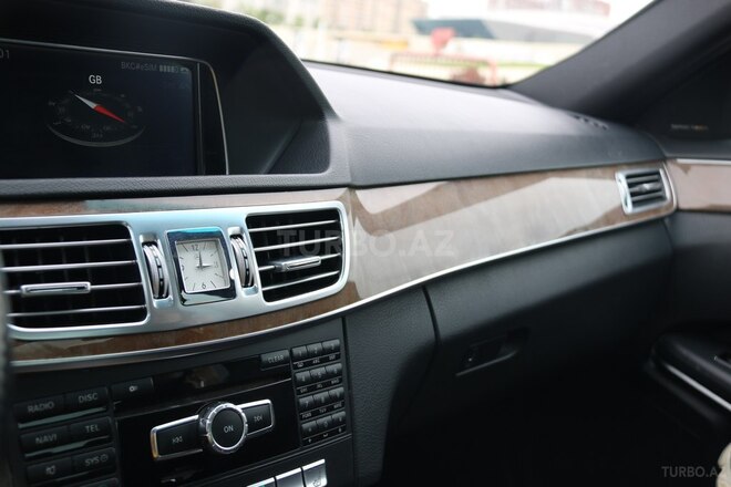 Mercedes E 250 2013, 175,164 km - 2.2 л - Bakı