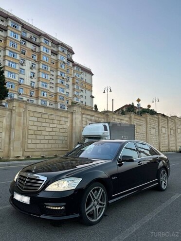 Mercedes S 63 AMG 2011, 150,000 km - 6.2 l - Bakı