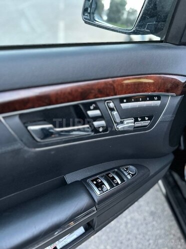 Mercedes S 63 AMG 2011, 150,000 km - 6.2 l - Bakı