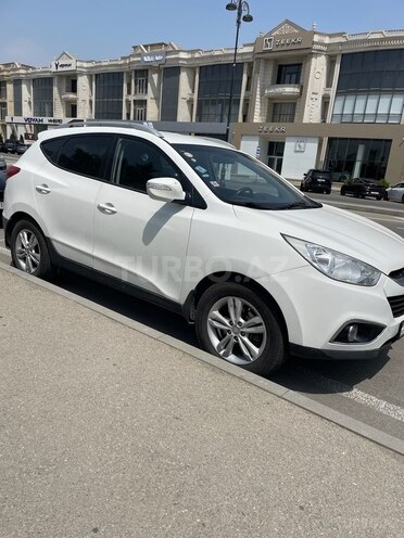 Hyundai ix35 2013, 327,000 km - 2.0 l - Bakı