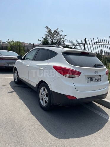 Hyundai ix35 2013, 327,000 km - 2.0 l - Bakı