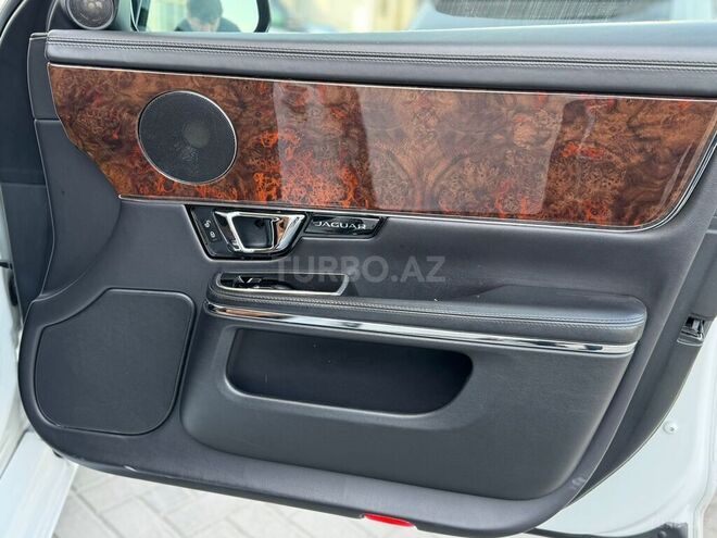 Jaguar XJ L 2016, 105,000 km - 3.0 l - Bakı