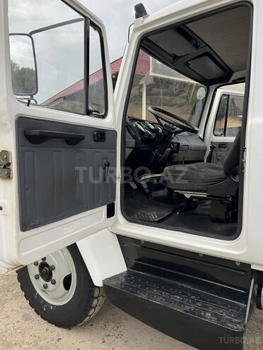 GAZ  1992, 1,215 km - 4.7 l - Şirvan
