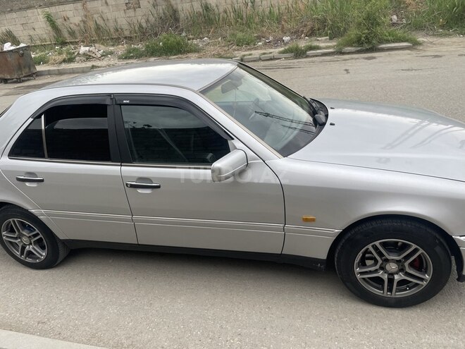 Mercedes C 220 1995, 635,000 km - 2.2 l - Bakı
