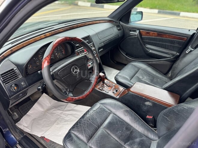 Mercedes C 240 1999, 328,525 km - 2.4 л - Sumqayıt