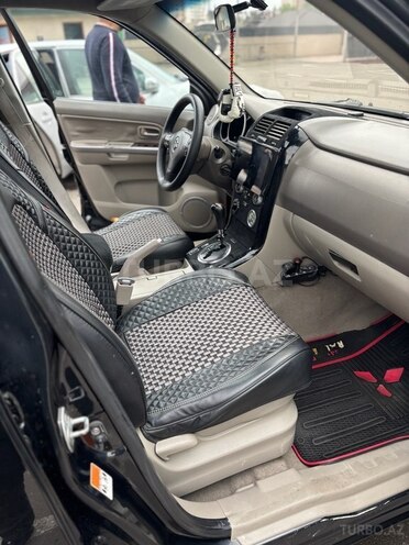 Suzuki Grand Vitara 2006, 350,000 km - 2.7 л - Gəncə