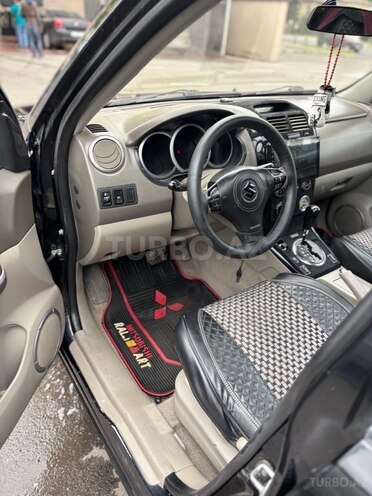 Suzuki Grand Vitara 2006, 350,000 km - 2.7 л - Gəncə