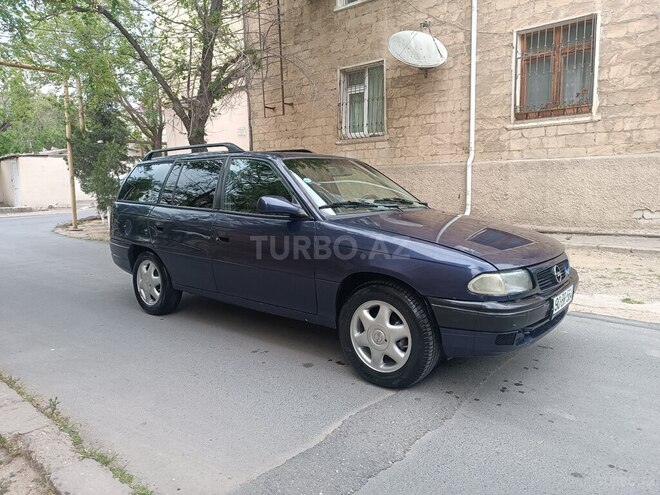 Opel Astra 1996, 180,000 km - 1.6 l - Sumqayıt