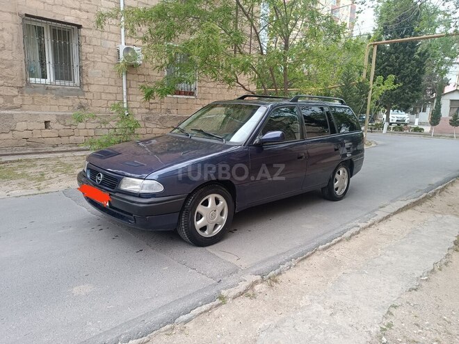 Opel Astra 1996, 180,000 km - 1.6 l - Sumqayıt