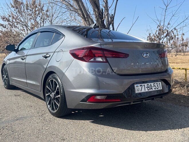 Hyundai Elantra 2019, 150,000 km - 2.0 л - Naxçıvan