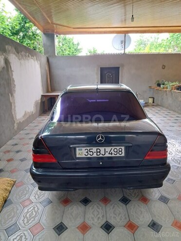 Mercedes C 180 1997, 254,369 km - 1.8 l - Qazax