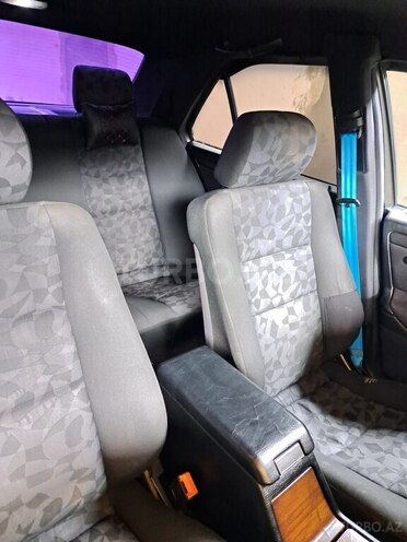 Mercedes C 180 1997, 254,369 km - 1.8 l - Qazax