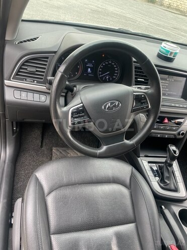 Hyundai Avante 2017, 127,000 km - 1.6 l - Bakı