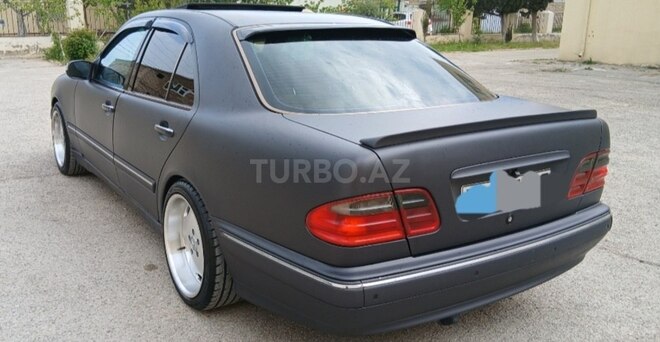 Mercedes E 270 2001, 907,560 km - 2.7 l - Bakı