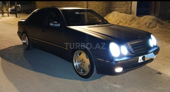 Mercedes E 270 2001, 907,560 km - 2.7 l - Bakı
