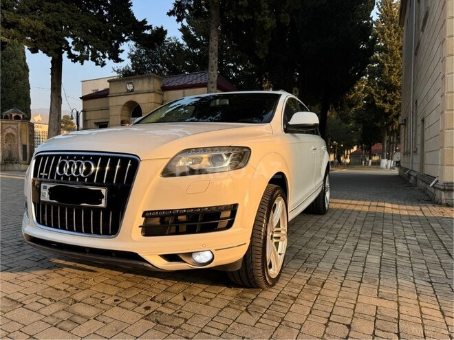 Audi Q7 2011, 175,000 km - 3.0 l - Bakı