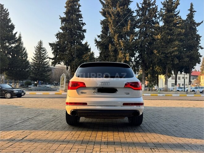 Audi Q7 2011, 175,000 km - 3.0 l - Bakı