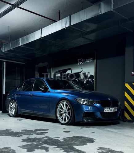 BMW 330 2014, 173,000 km - 3.0 l - Bakı